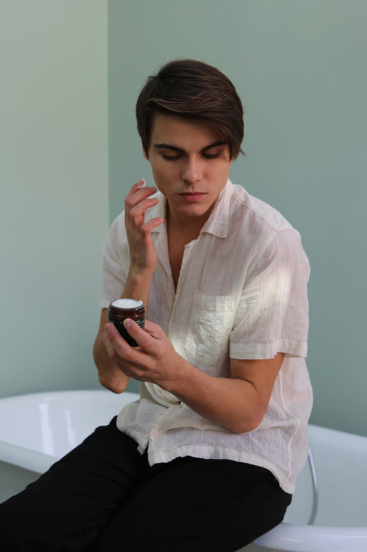 HOW TO PROTECT YOUR SKIN IN THE FALL